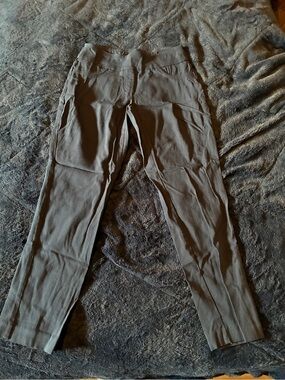 Ruby Rd. Men's Chinos in Charcoal